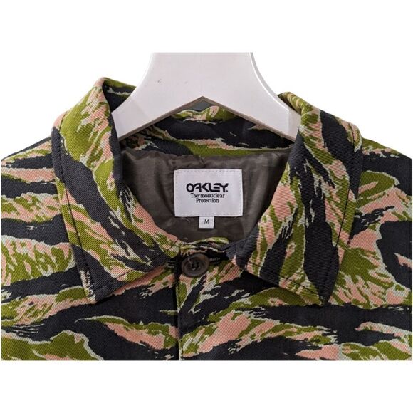 Oakley Tiger Camo Coach Jacket Green Insulated Cotton Canvas - Medium NWT - Picture 7 of 13